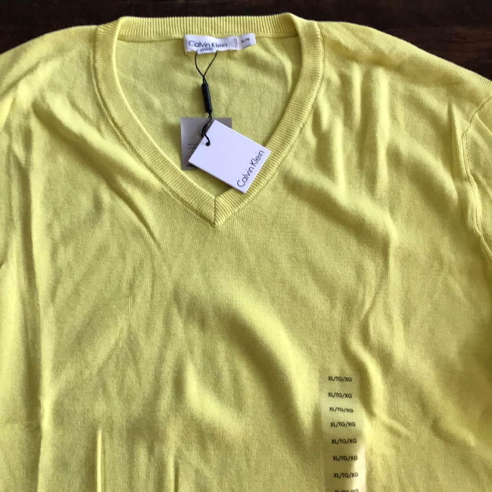 Calvin Klein Sweater
